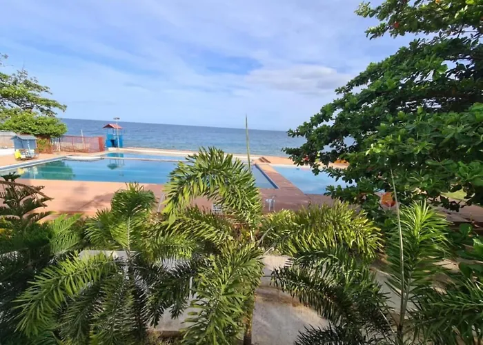 Palanas By The Sea Hotel