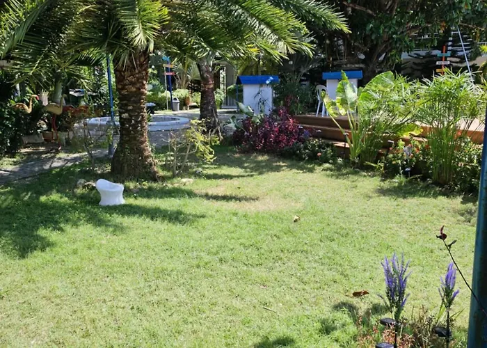 Palanas By The Sea Hotel